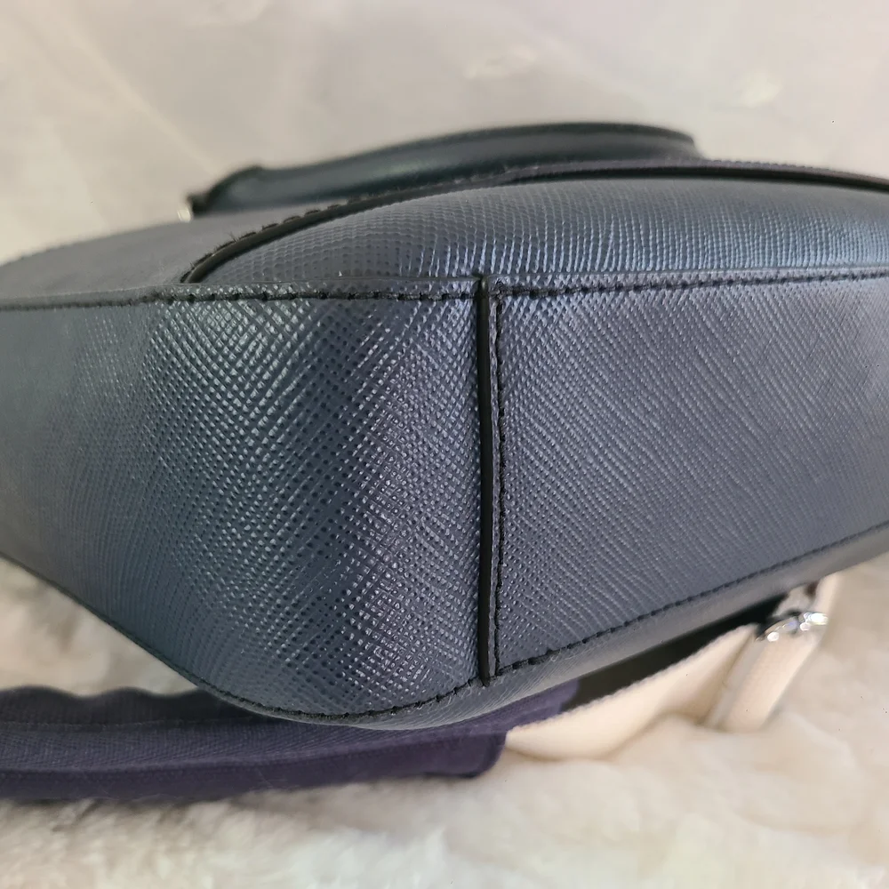 UNISEX Michael Kors Men’s Cooper Briefcase/Laptop Bag in Navy Saffiano Leather - Picture 6 of 11